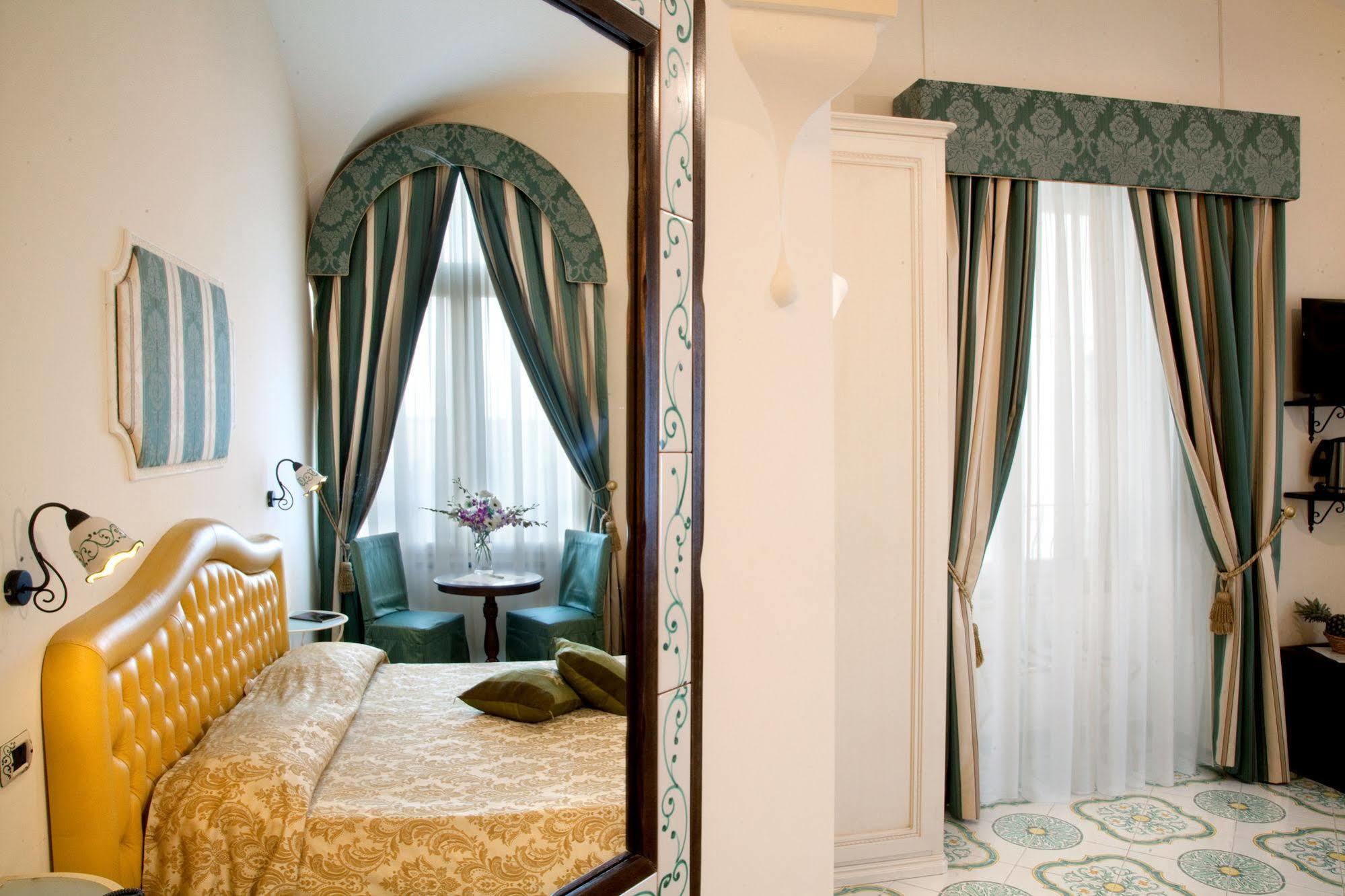 Albergo L'Antico Convitto Amalfi Zewnętrze zdjęcie
