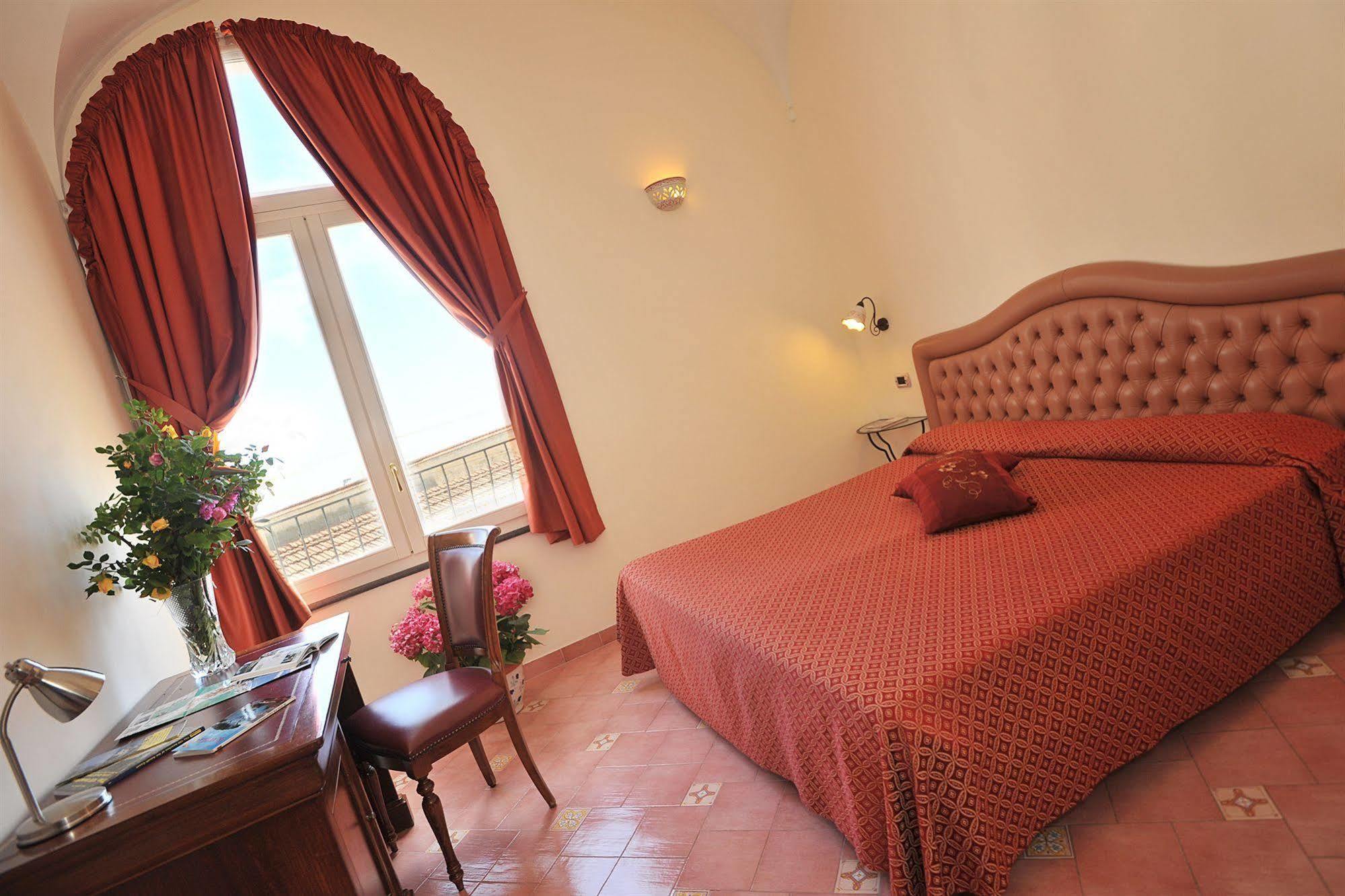 Albergo L'Antico Convitto Amalfi Zewnętrze zdjęcie